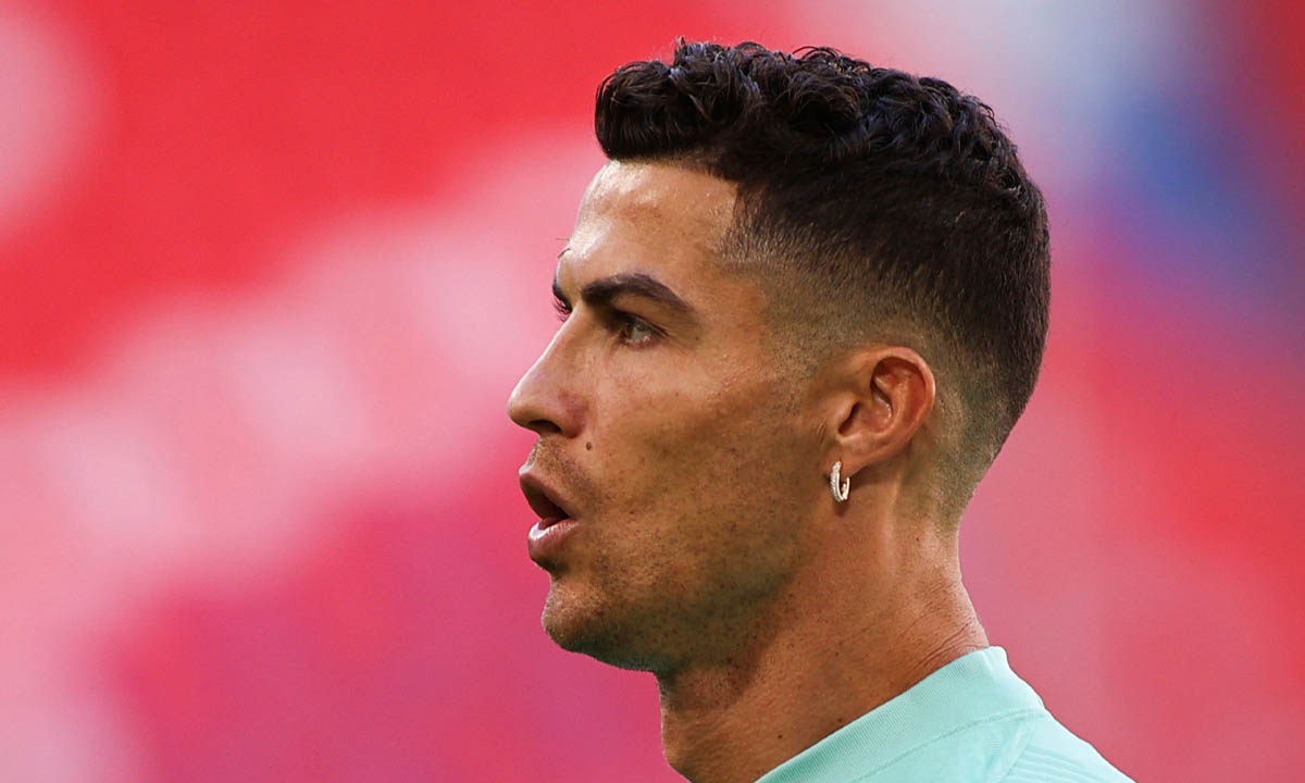 Kiểu tóc Ronaldo Fade gọn hiện đại