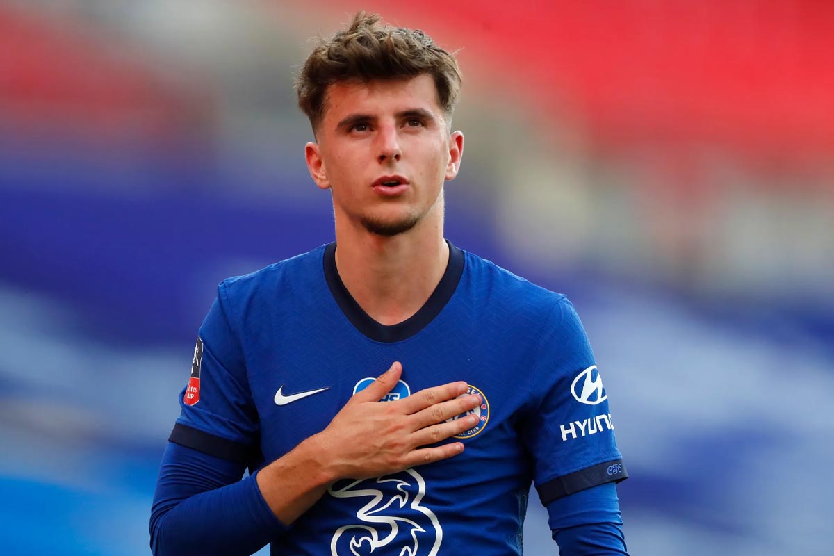 Mason Mount là một trong những cầu thủ đẹp trai được fan Premier League yêu thích
